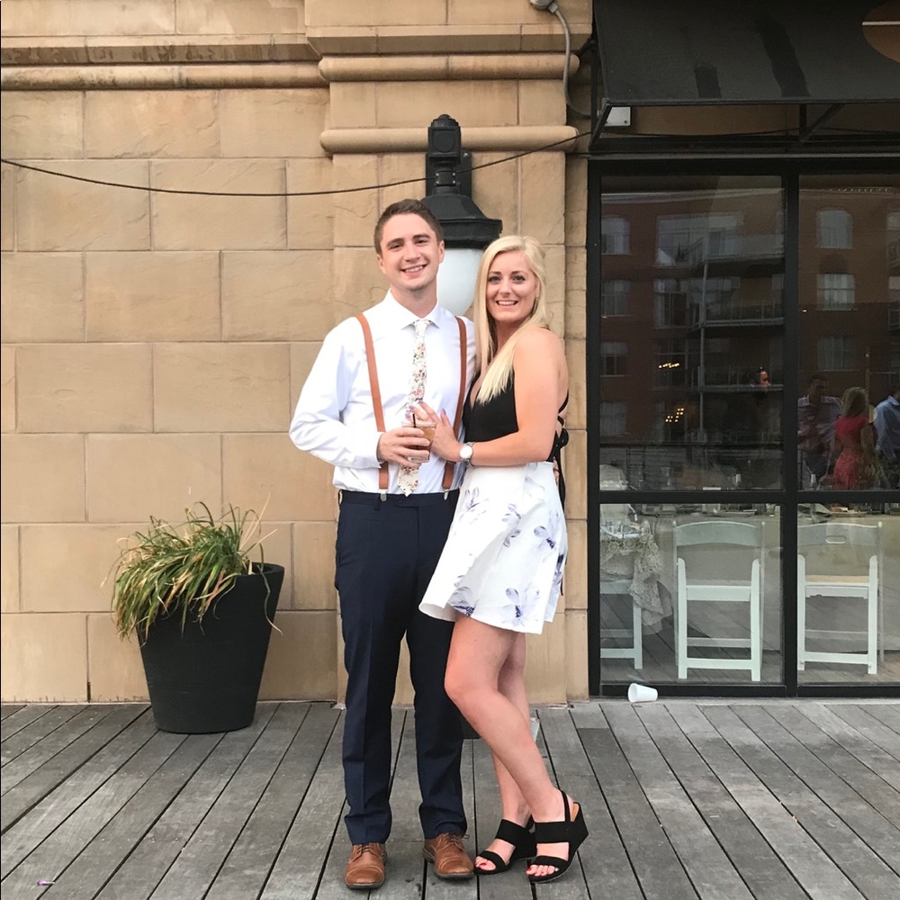 Dress - Picture 3 of 3